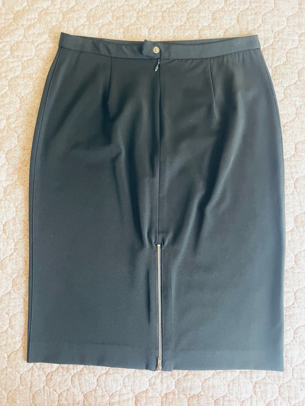 Isaac Mizrahi Black Pencil Skirt with Back Zip Detail
